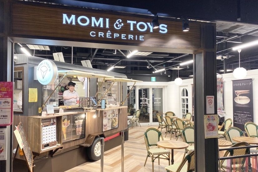 MOMI＆TOY'S　お台場デックス東京ビーチ店の外観