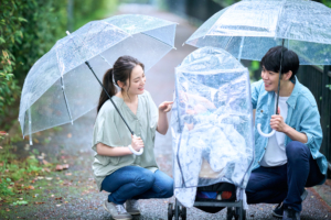 【5選厳選】ベビーカー用傘スタンドはコレ買って！持ち運びできる＆取り付け簡単も