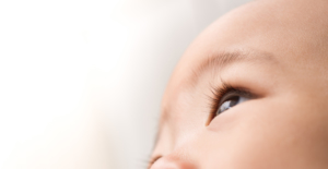 newborn baby eye mucus