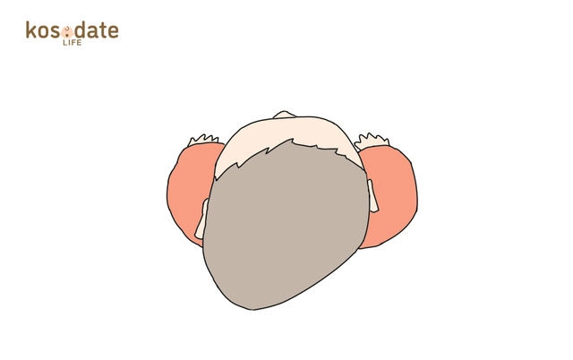 自然に治る 赤ちゃんが頭の形が 長い 向き癖がある いつまでに整える Kosodate Life 子育てライフ