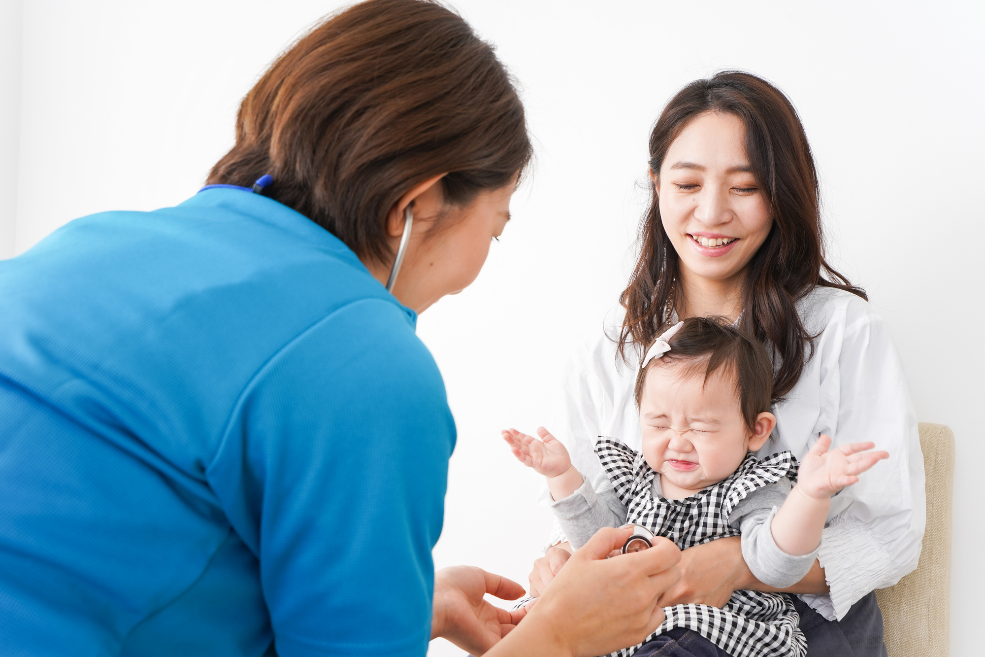 赤ちゃんの耳鼻科はいつから 鼻水や耳掃除はどうする 医師監修 Kosodate Life 子育てライフ