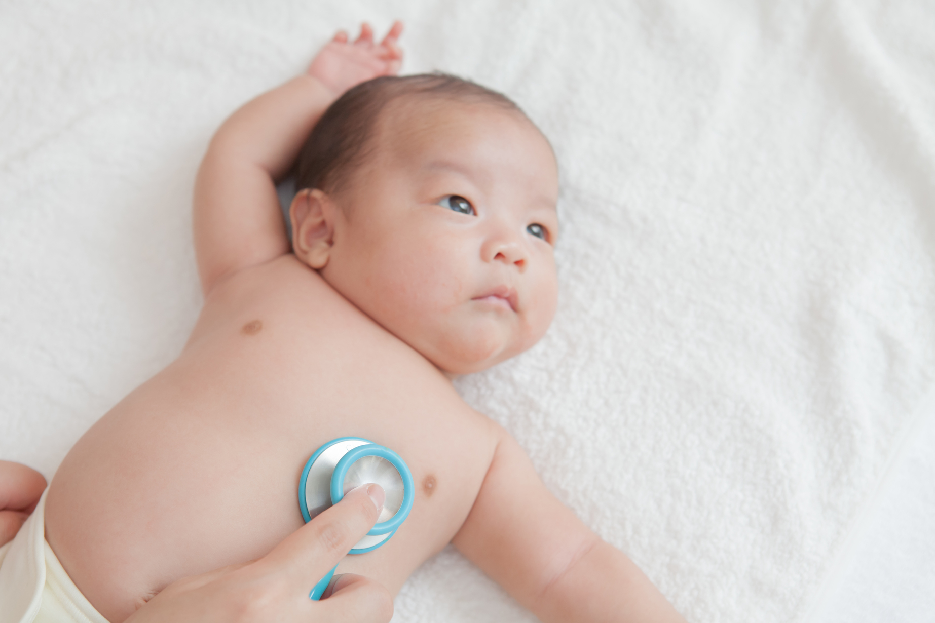 3 4ヶ月健診の内容は どこで受ける 赤ちゃんの服装 持ち物 Kosodate Life 子育てライフ