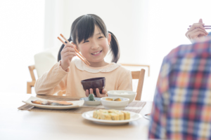 【起立性調節障害の子どもの食事】おすすめ・NGの食べ物。運動や睡眠も