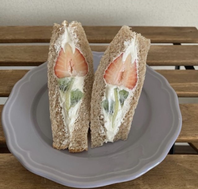 お花サンドイッチ