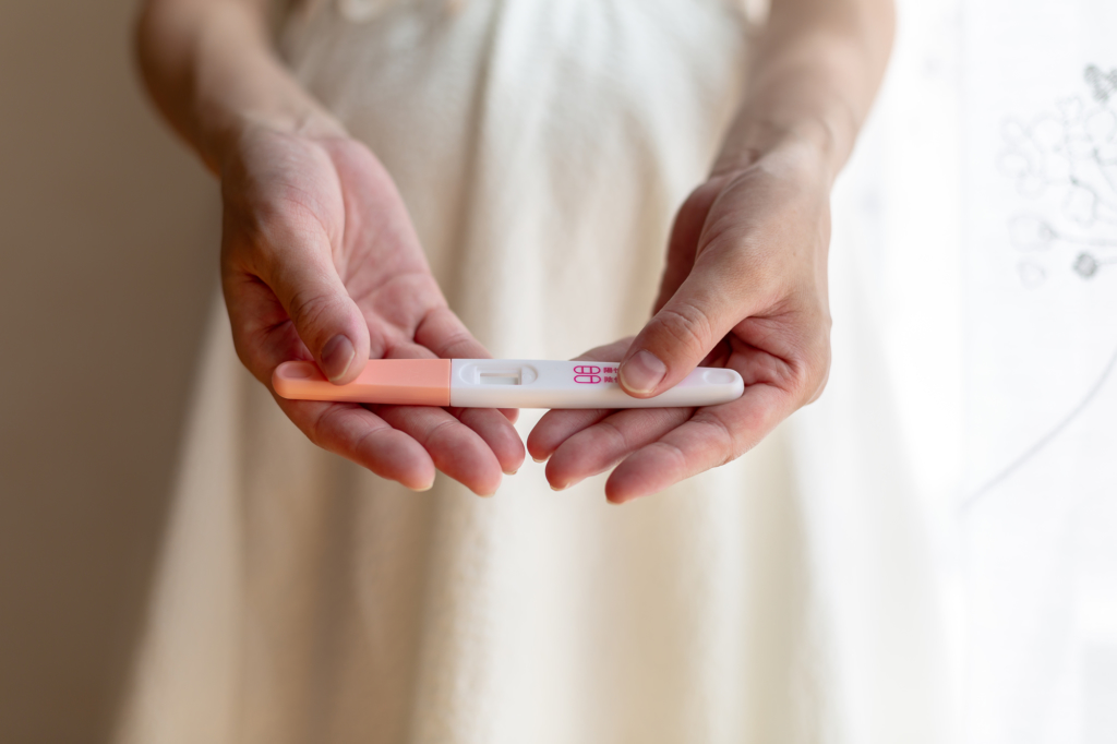 検査 日前 妊娠 何 薬 フライング 妊娠検査薬のフライングはいつから陽性がでるの？陰性でも妊娠してる？