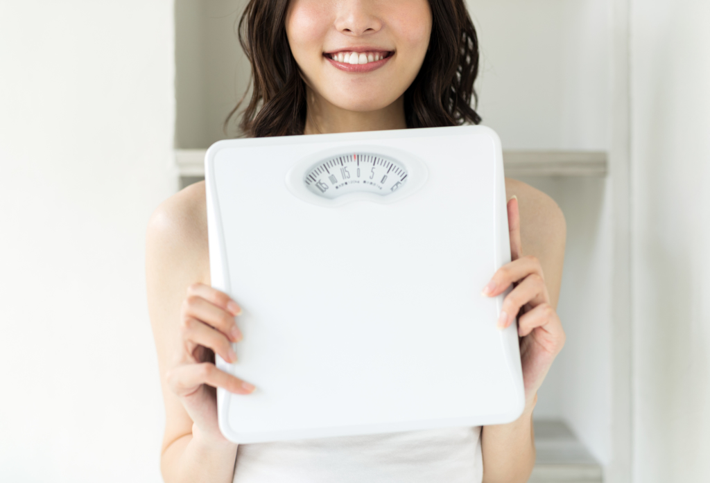 体重 増加 キロ 何 生理 前 【もう悩まない！】生理前に体重が増える原因と対処法3つ