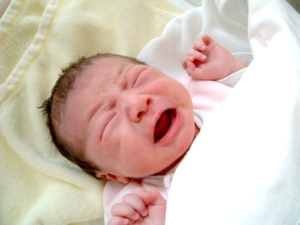 母乳性黄疸とは いつまで 見分け方は 授乳継続や日光浴も 医師監修 Kosodate Life 子育てライフ