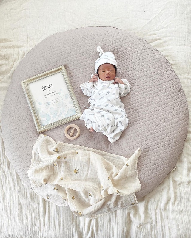 セルフok 新生児のうちに撮りたい写真 赤ちゃん撮影アイデアまとめ Kosodate Life 子育てライフ
