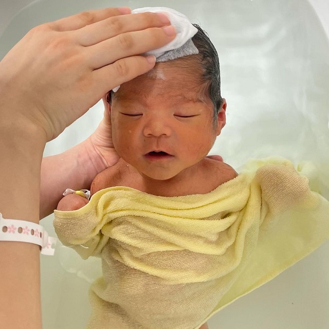 miharuさんの新生児写真