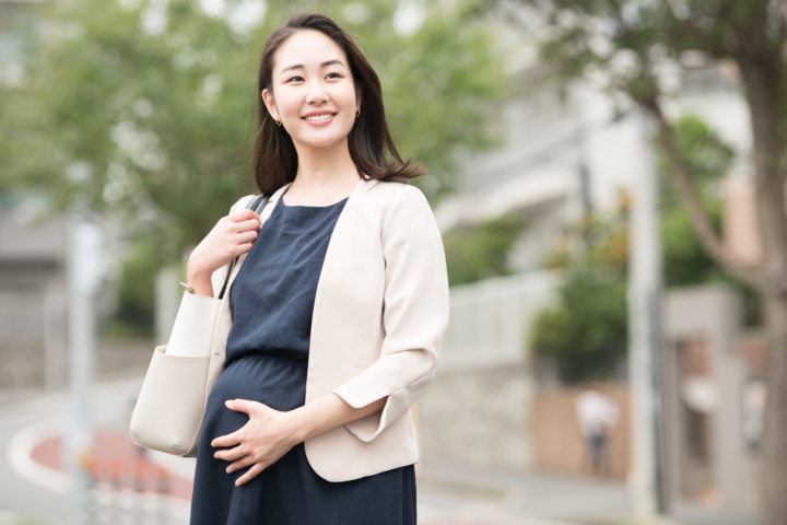 母子手帳は持ち歩くべき？妊娠中のバッグの中身。産後はいつまで？