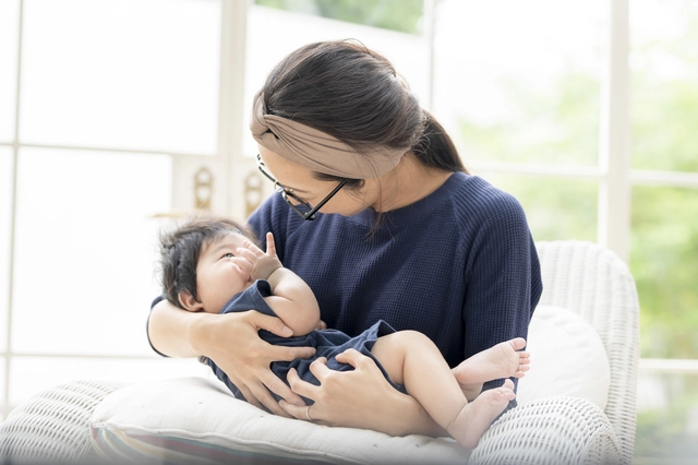 生後5ヶ月の赤ちゃんの授乳時間は何分くらい 短いけど大丈夫 対処法も Kosodate Life 子育てライフ