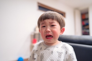 3歳児の夜泣きはいつまで続くの？原因は何？ついイライラしてしまうときは
