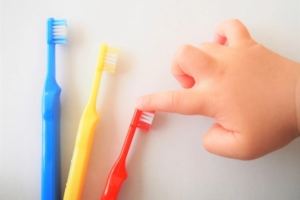 赤ちゃん＆幼児の歯ブラシおすすめ12選。歯磨き好きにさせるには？