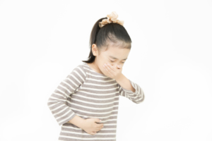 子どもの溶連菌感染症「嘔吐」対処&処理。いつまで続く？自然治癒は？