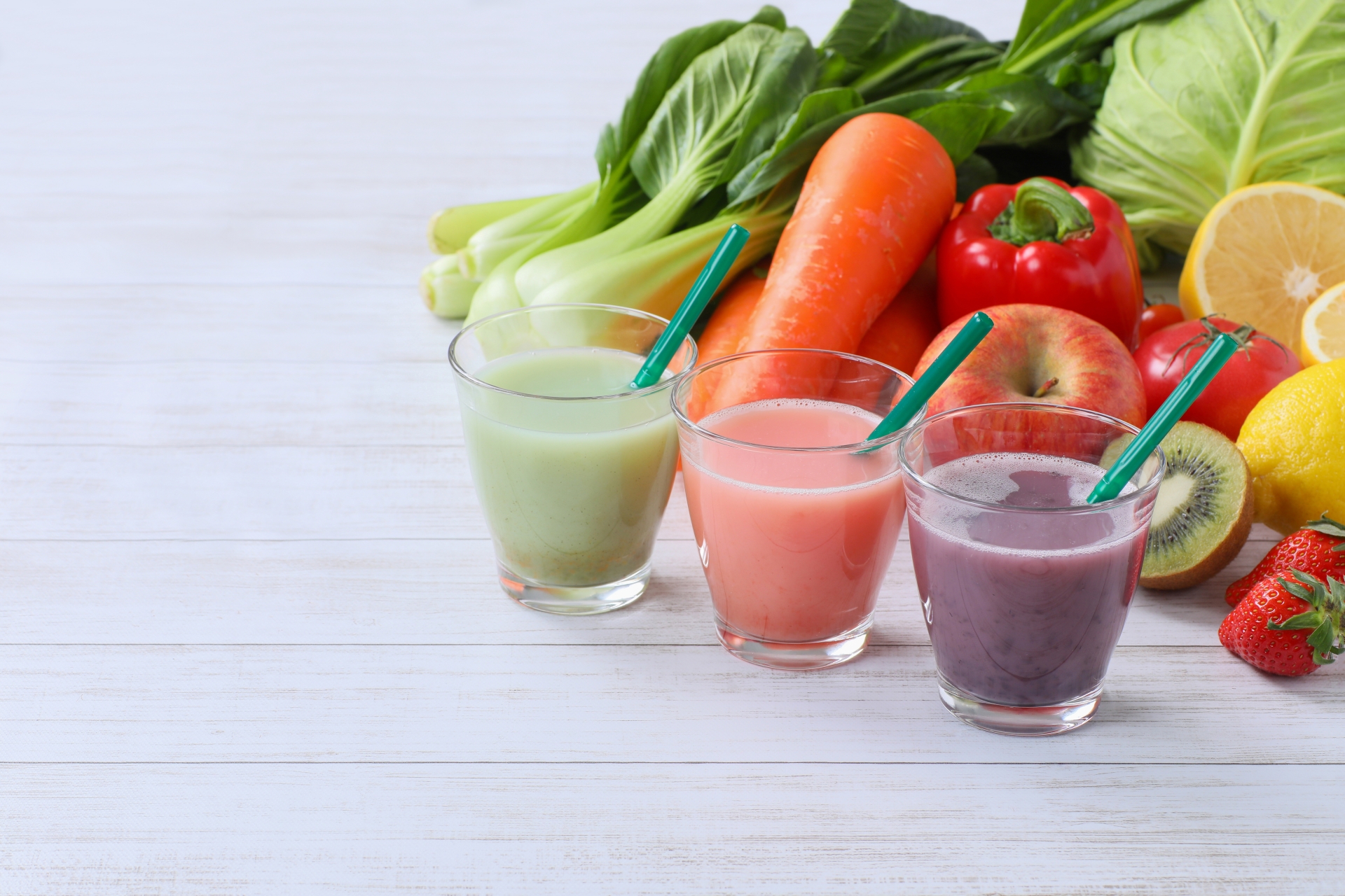 野菜ジュースに健康効果はある 摂りづらい栄養素とは 朝飲むのがおすすめ Medicalook メディカルック