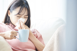 寒暖差アレルギーのセルフチェックリスト｜かゆみ・鼻水…市販薬は使える？