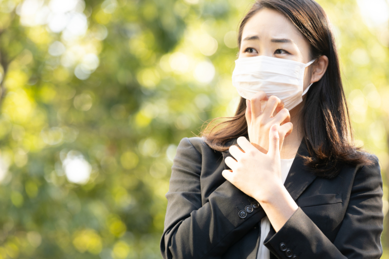 なぜ くしゃみが臭い 原因は膿栓 マスク 蓄膿症 治らない場合は病院へ Medicalook メディカルック
