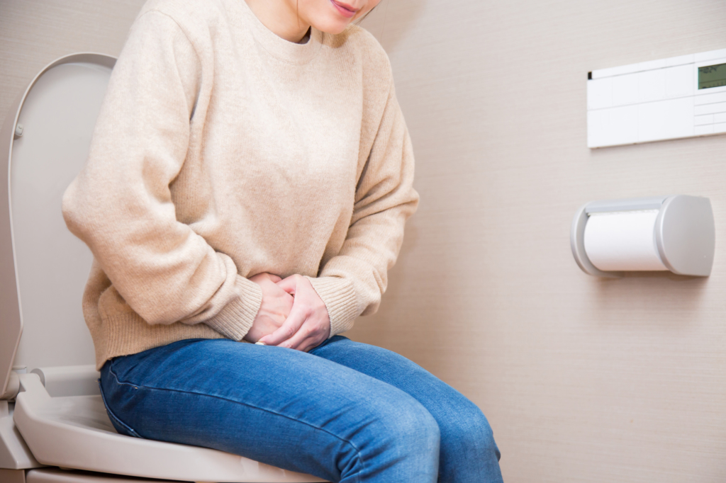 女性の残尿感…頻尿や排尿痛は「膀胱炎」かも。解消法は？病院は何科？