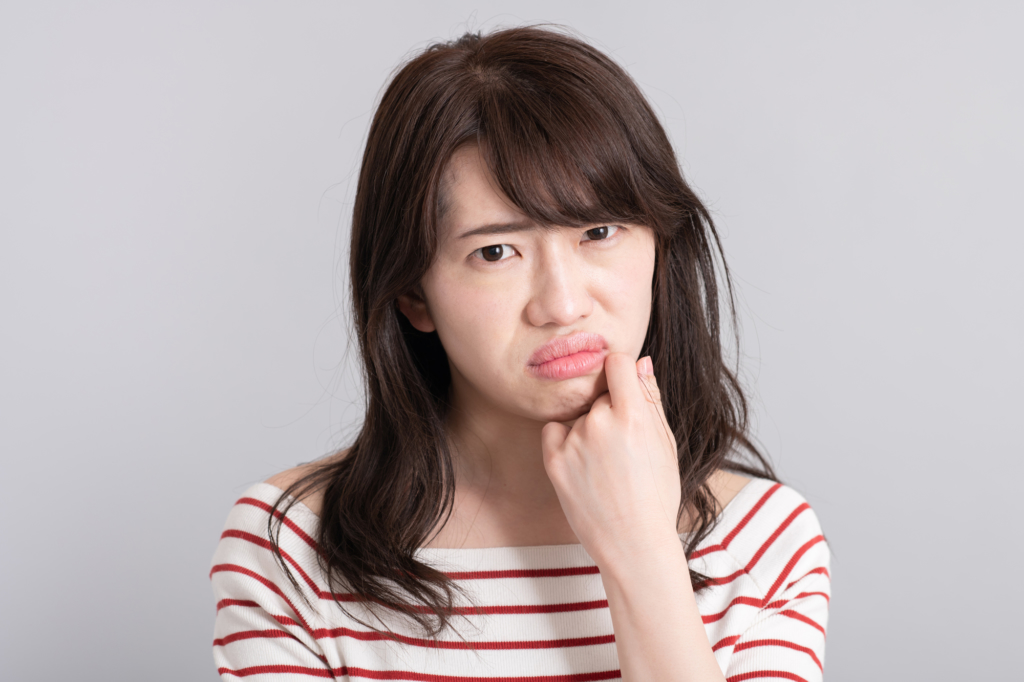 肝臓 苦い 口 が 口の中が苦い原因はストレスや病気かも？何科で診断してもらえば良い？