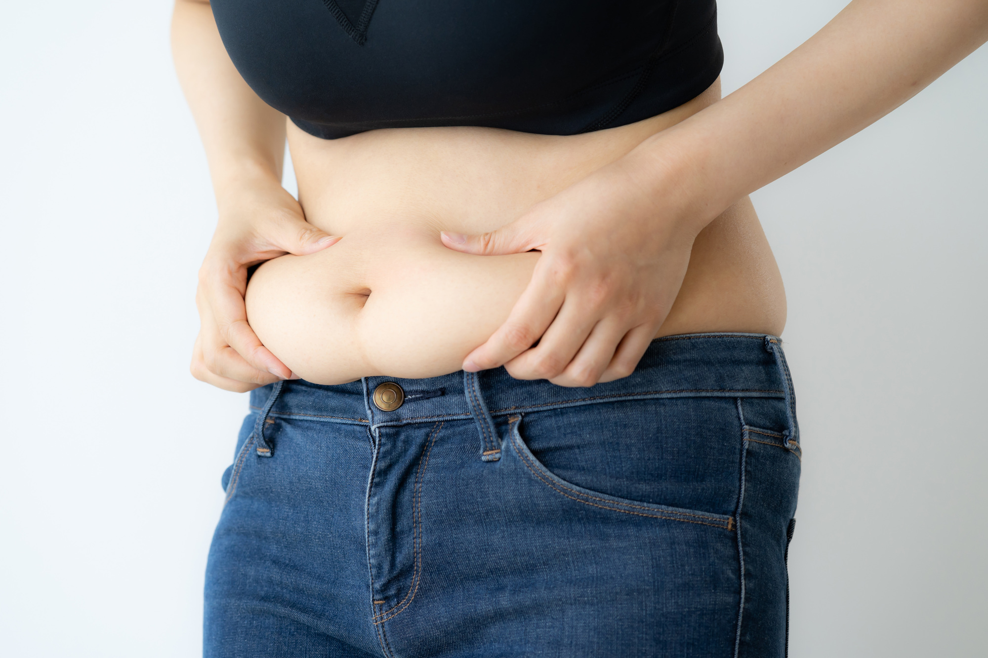 40代で太る女性の6つの共通点 ジワジワ太るのが怖い 痩せる方法は Medicalook メディカルック