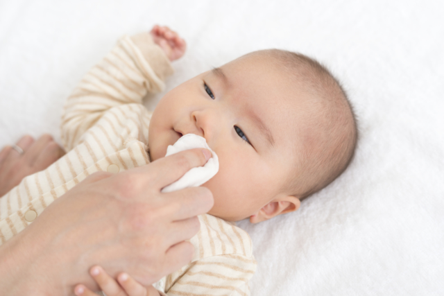 赤ちゃんの鼻水の取り方