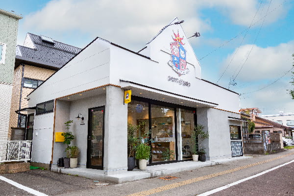 ペットサロン perro&gato 上杉店