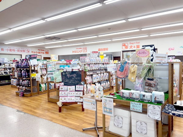 DCM一宮店 ペットコーナー