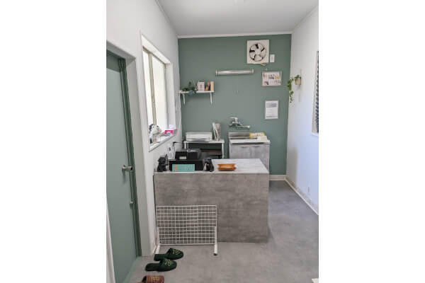 Trimming Salon_FELUTE_2