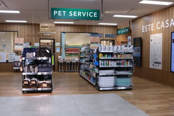 エステカーサ西友福生店
